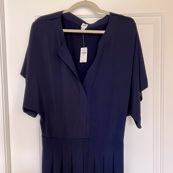 ❌SOLD❌NWT [Gap] Navy Blue Gathered Wide-Leg Bat Wing Jumpsuit Womens Medium/Tall - Picture 5 of 10